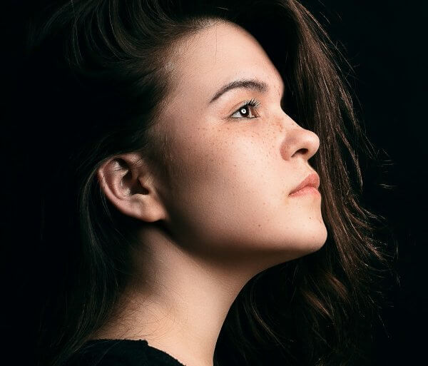 Vous avez des problèmes d’audition depuis que vous avez mal à la mâchoire ? Ne cherchez plus, cela pourrait bien venir de votre mandibule !